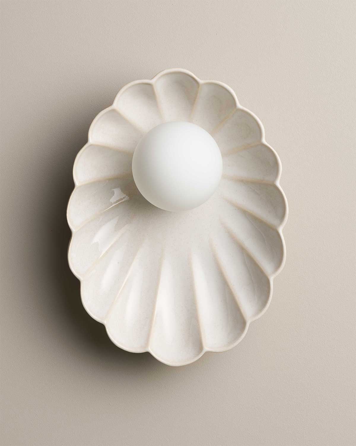 Ceramic Wall Oyster Sconce Light / Bone