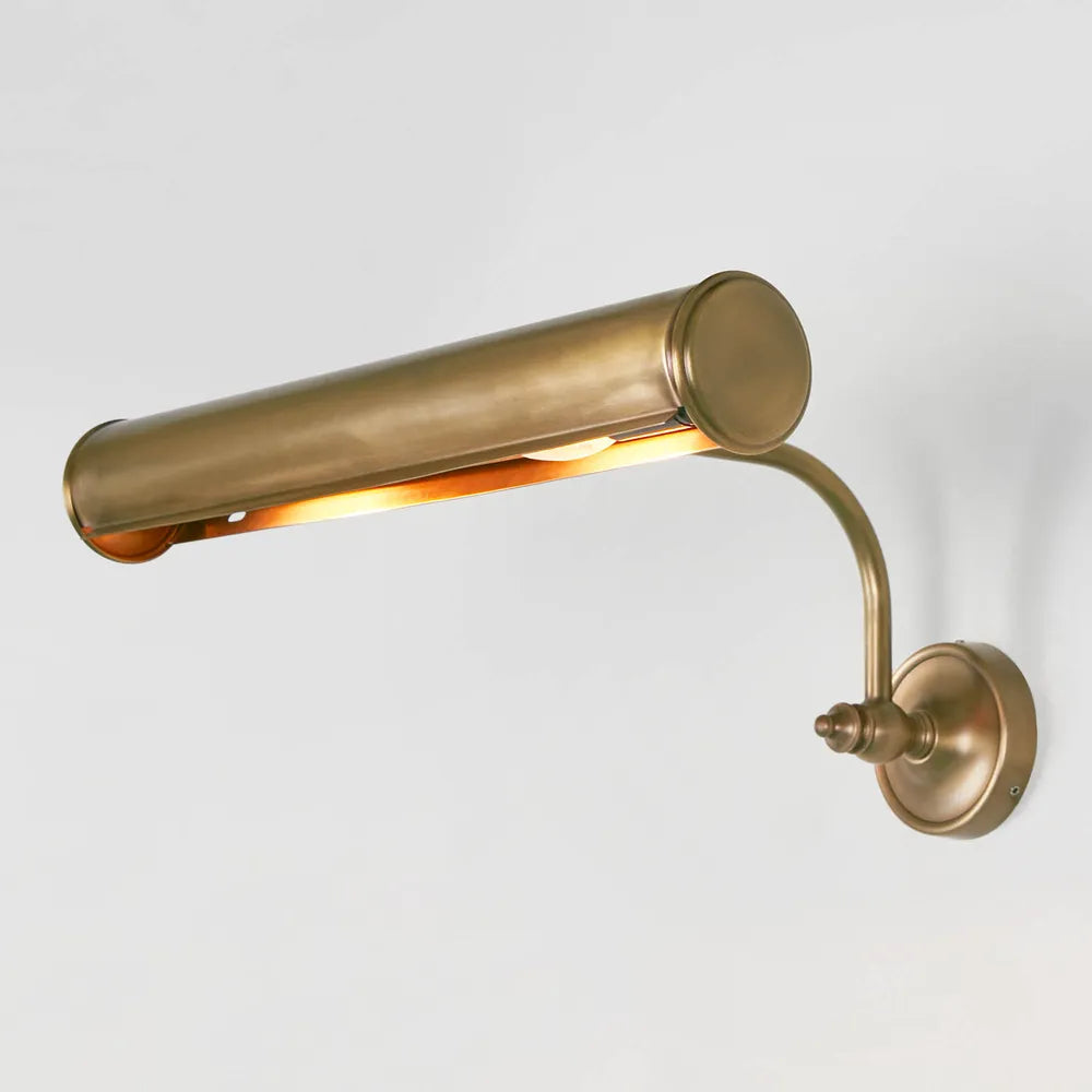 BARCLAY WALL LIGHT